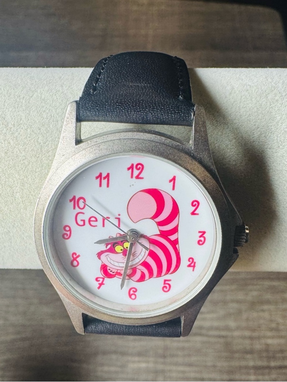 Vintage Disney Alice in Wonderland Cheshire Cat Watch Genuine Leather
